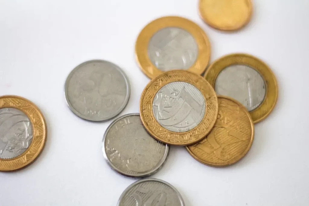40 dos brasileiros acham que economia estar melhor em seis meses diz ipec 9a2a0ed0